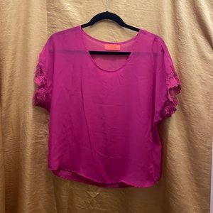 Fusia short-sleeved see-through blouse (Medium)
